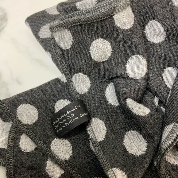 Women’s Dana Herbert scarf - Picture 3 of 3